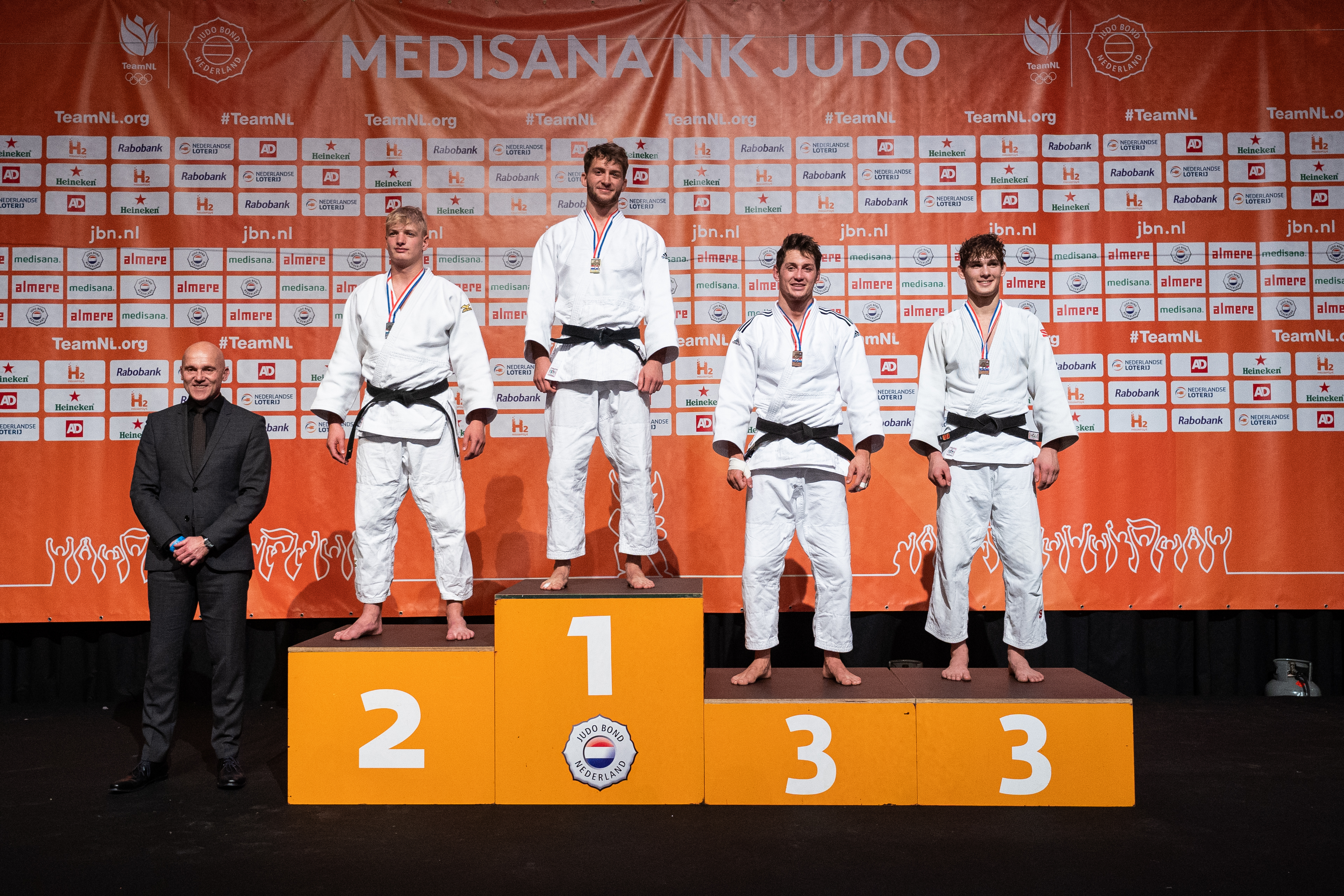 DSC00955.jpg#asset:6797295