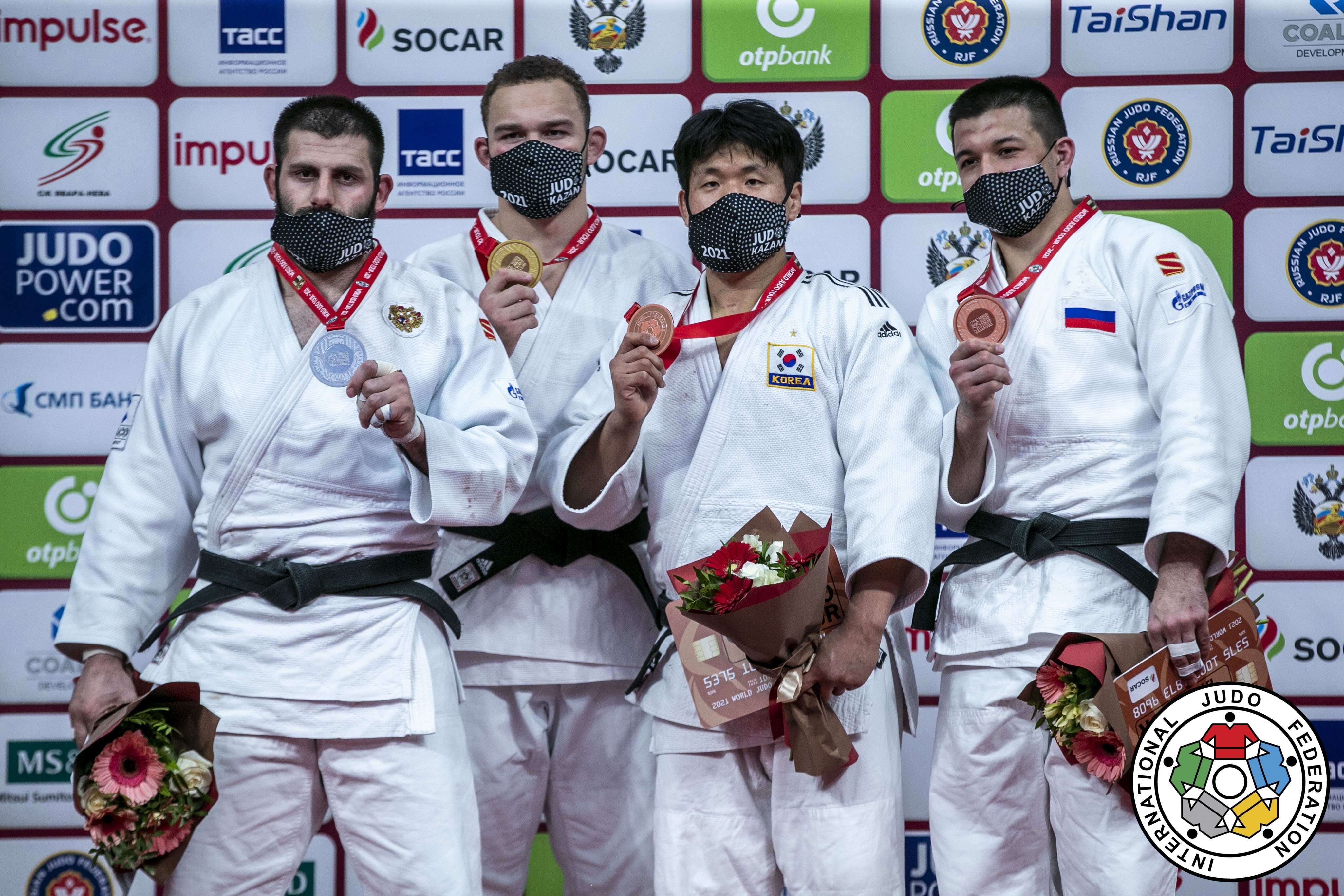 Simeon-podium.jpg#asset:5577598