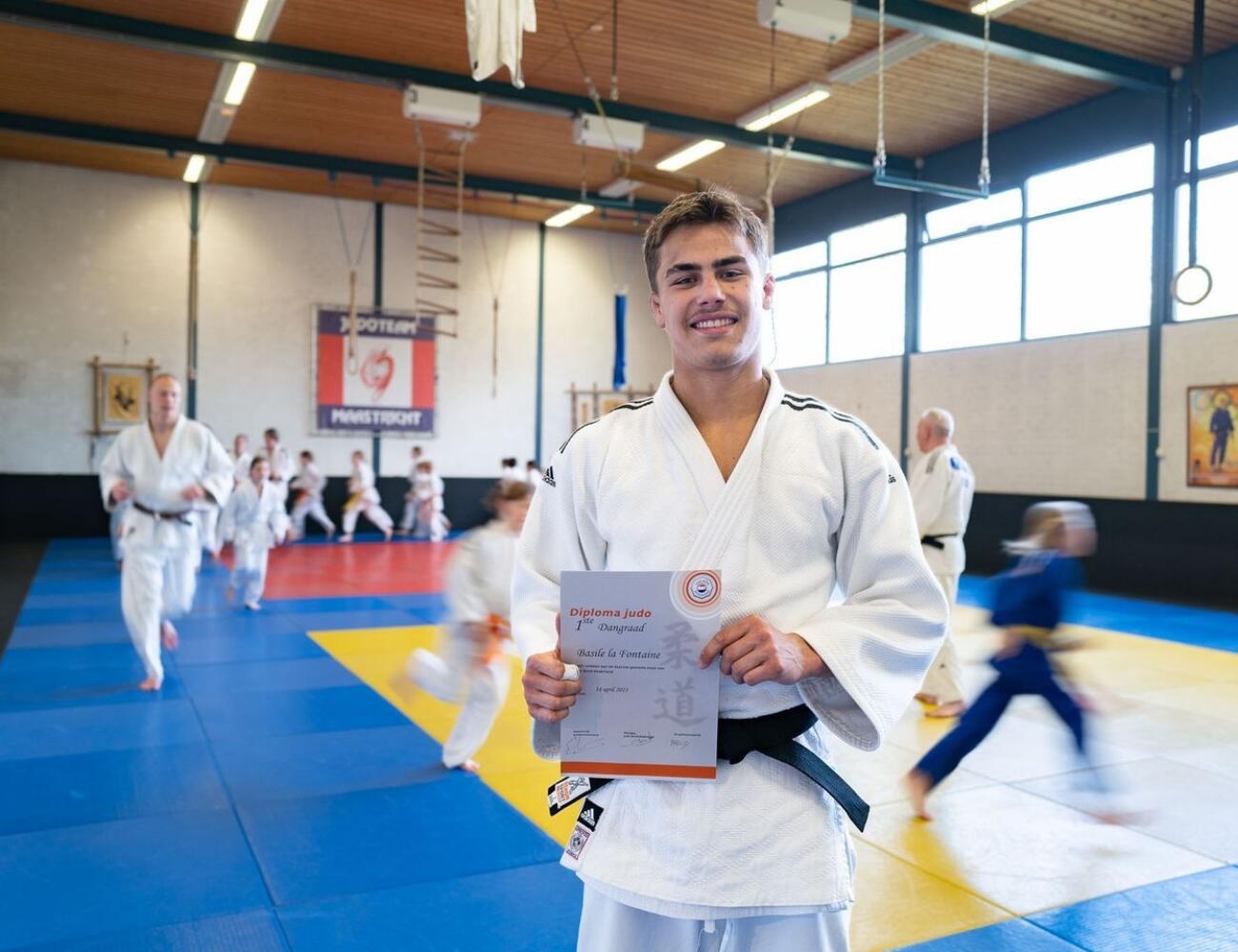 Judo Bond Nederland Zwarte band voor Basile La Fontaine Judoteam…